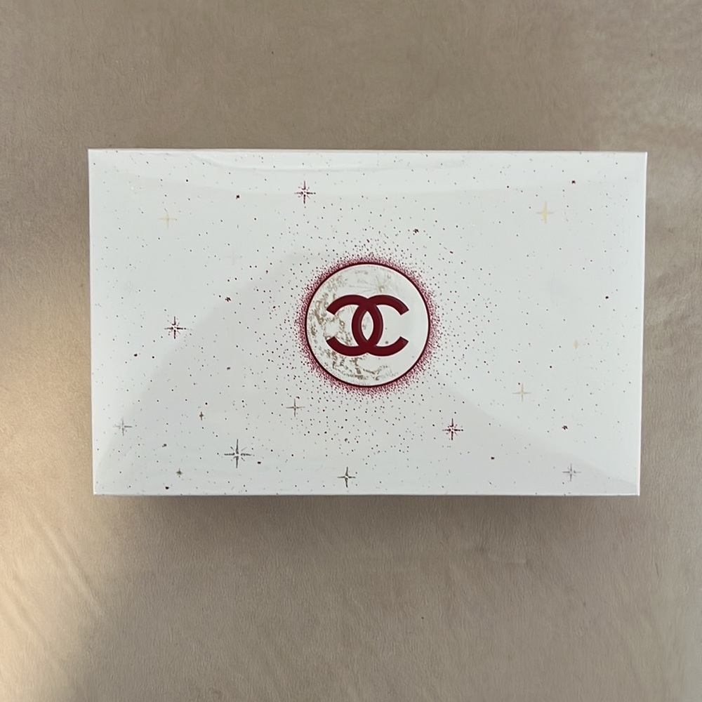 Chanel Moisture Must Haves or Hydration on Hand Set Holiday 2022
